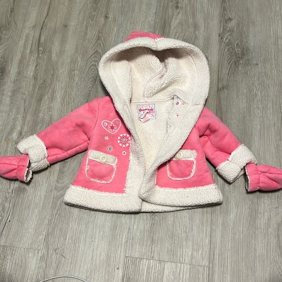 Oshkosh baby girls jacket - Picture 1 of 1